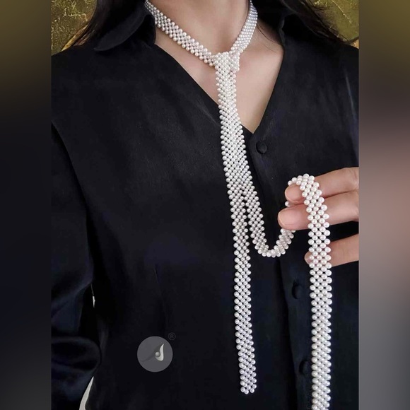 Scarf Pearl Necklace - Picture 1 of 7